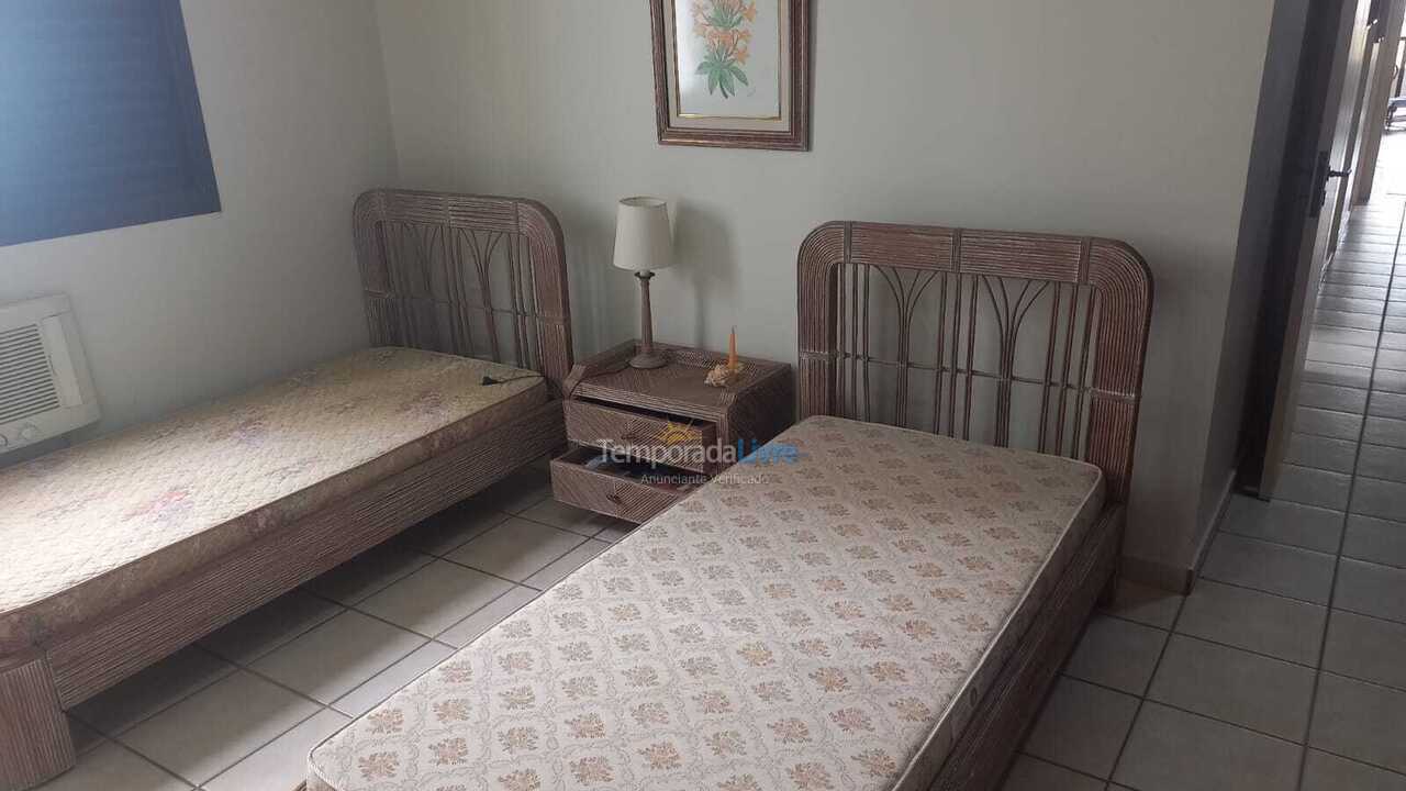 Apartamento para alquiler de vacaciones em Guarujá (Pitangueiras)