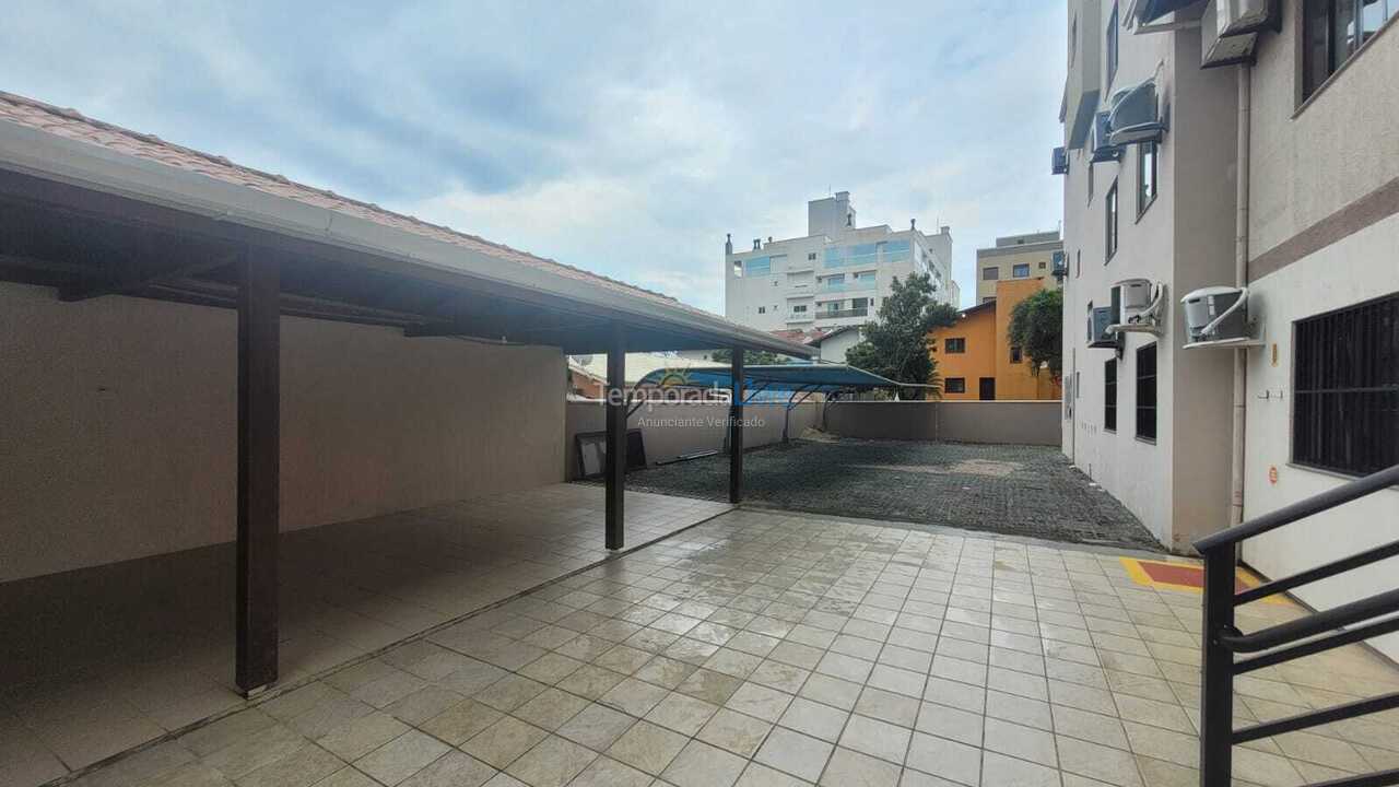 Apartamento para aluguel de temporada em Bombinhas (Praia de Bombinhas)