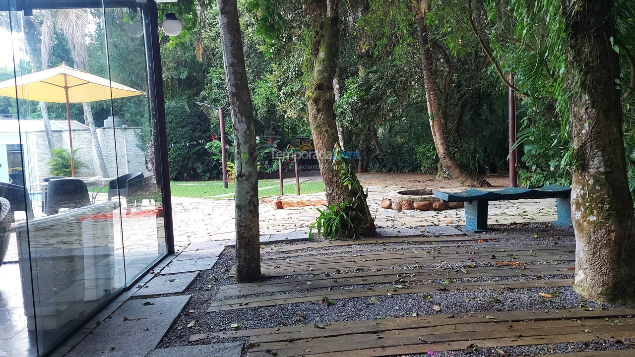 Casa para aluguel de temporada em Bertioga (Praia de Guaratuba)