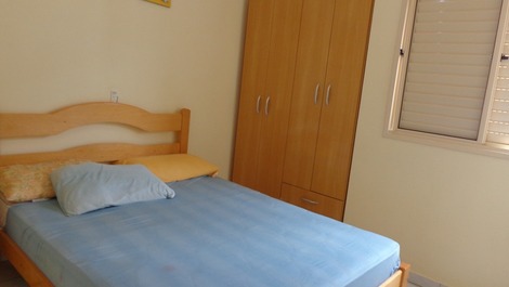 APARTAMENTO 5 PESSOAS 80M DA PRAIA UBATUBA - PRAIA GRANDE