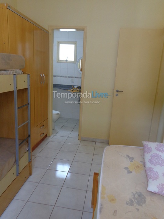 Apartamento para aluguel de temporada em Ubatuba (Praia Grande)