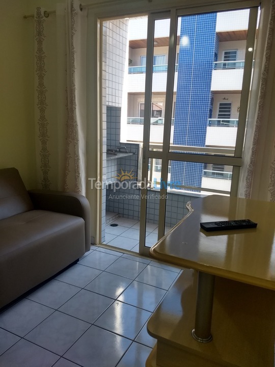 Apartamento para aluguel de temporada em Ubatuba (Praia Grande)