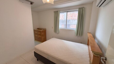 ¡Cerca de la playa! Apartamento de 2 habitaciones en Bombas con wifi y plaza de aparcamiento