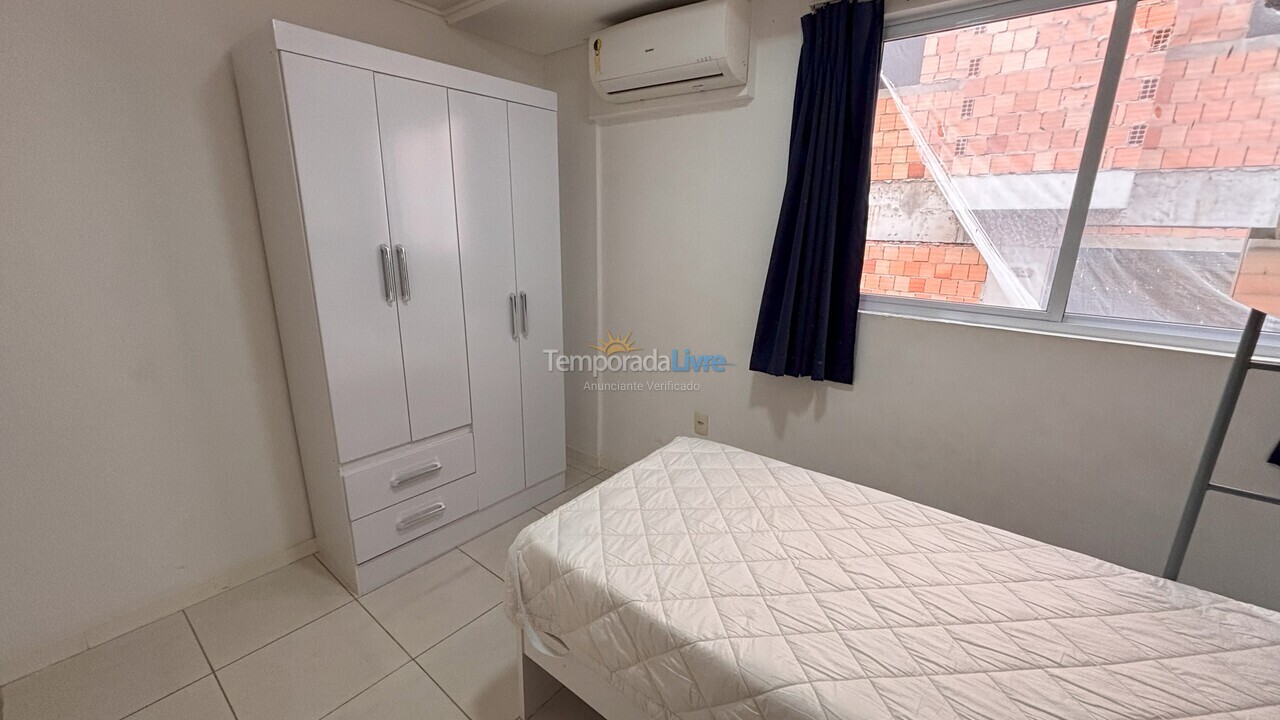 Apartamento para alquiler de vacaciones em Bombinhas (Praia de Bombas)