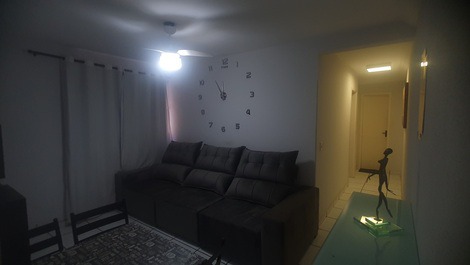 Alugo quarto em apto compartilhado bem localizado