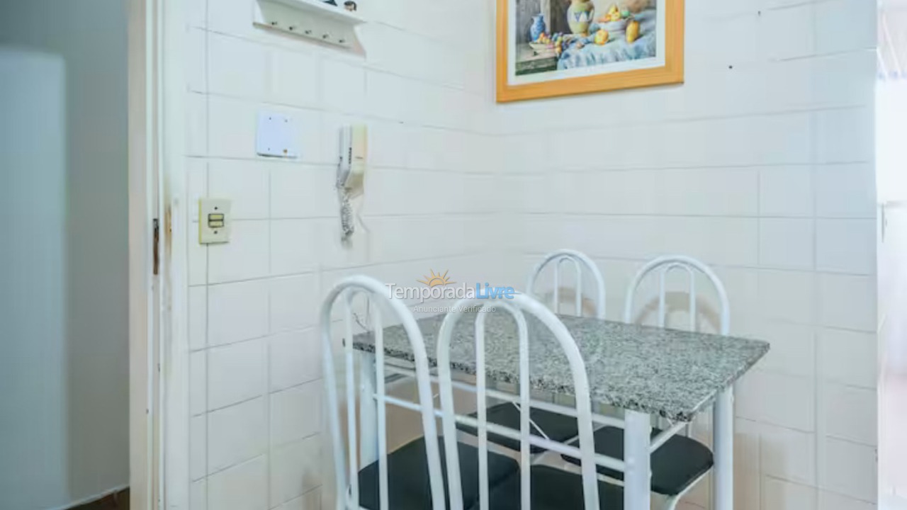 Apartamento para aluguel de temporada em Guarujá (Enseada)