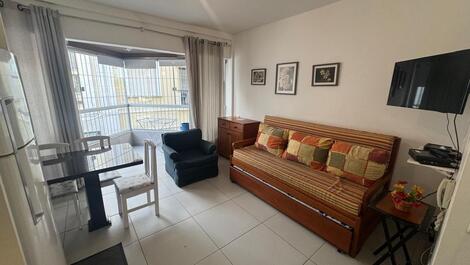 Apartment in the court of the sea.