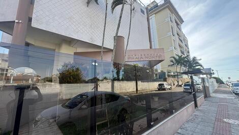 Apartment in the court of the sea.