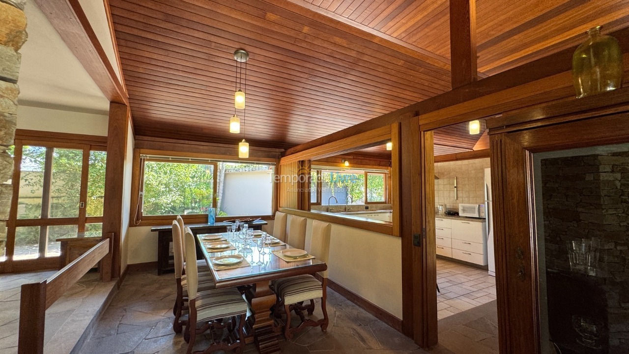 House for vacation rental in Florianopolis (Jurerê Internacional)