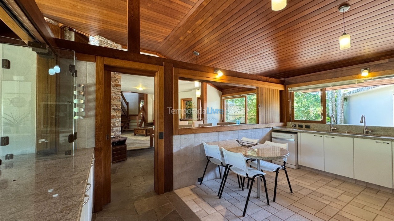 House for vacation rental in Florianopolis (Jurerê Internacional)