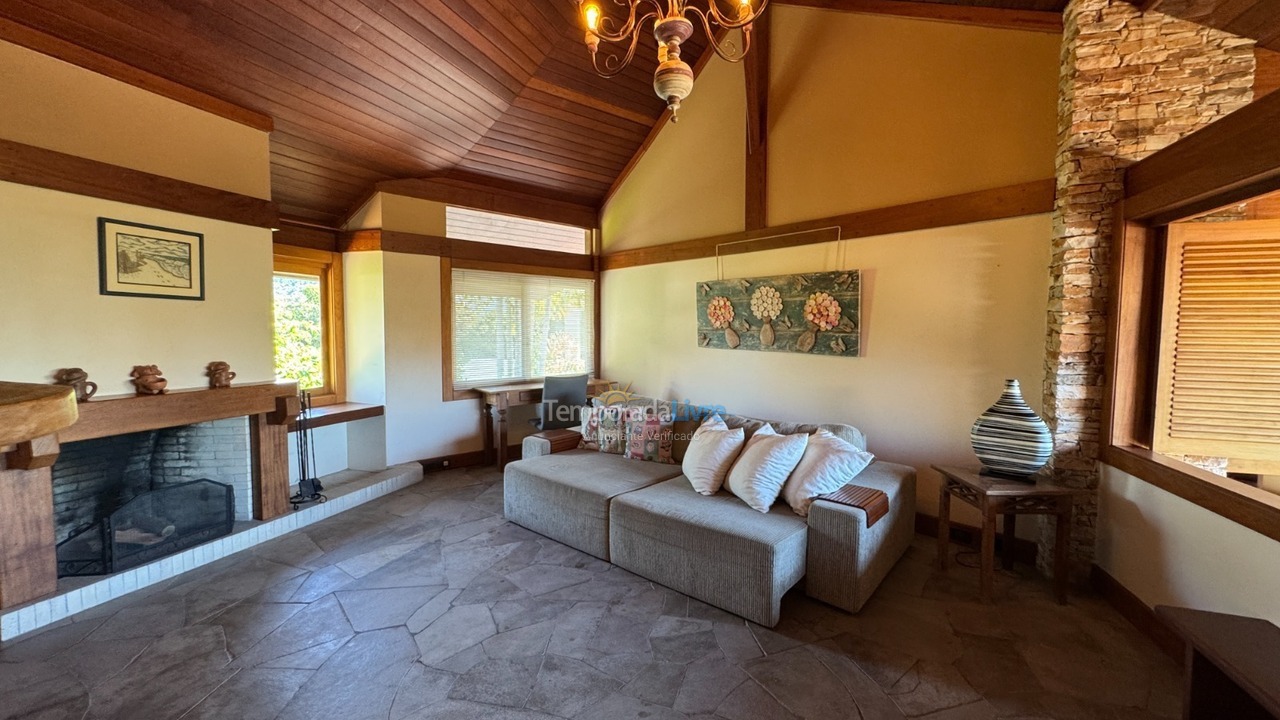 House for vacation rental in Florianopolis (Jurerê Internacional)