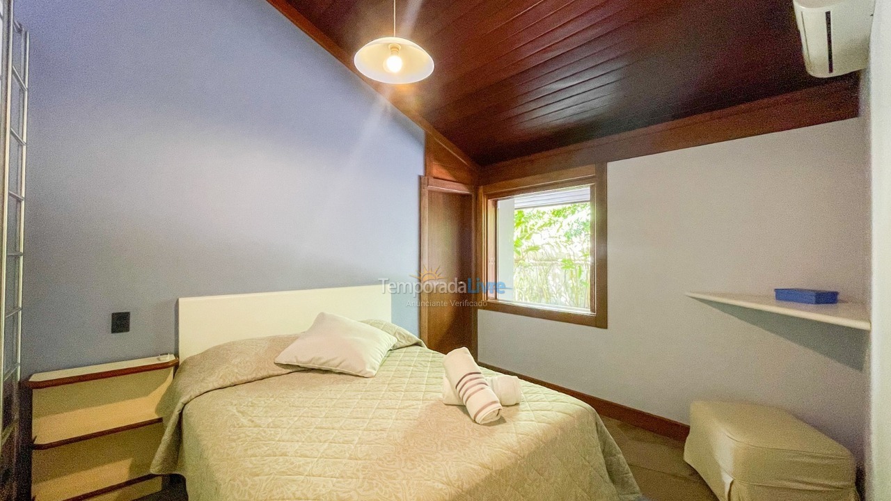 House for vacation rental in Florianopolis (Jurerê Internacional)