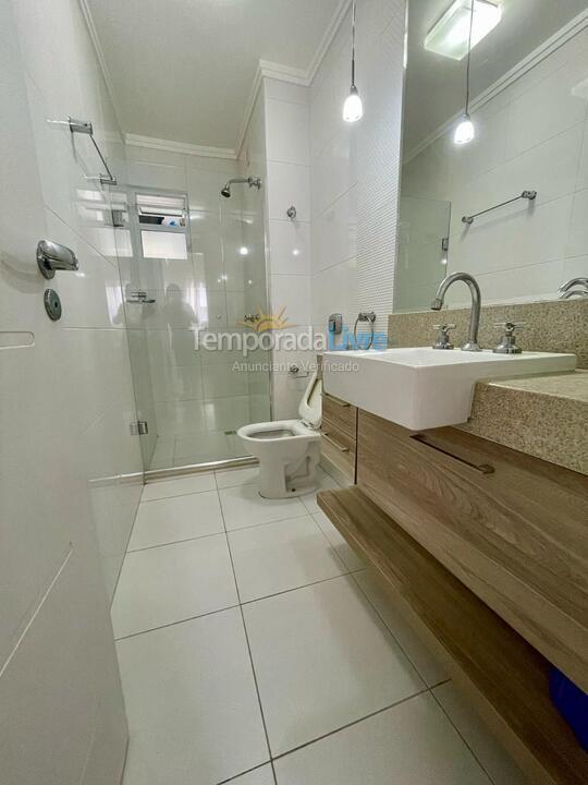 Apartment for vacation rental in Bombinhas (Praia de Bombas)