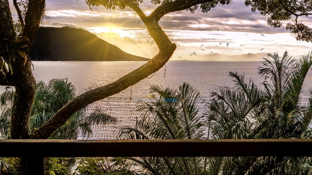 House for vacation rental in Florianópolis (Ribeirão da Ilha)