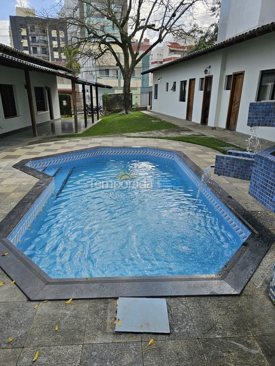 Casa para aluguel de temporada em Guarapari (Praia das Castanheiras)