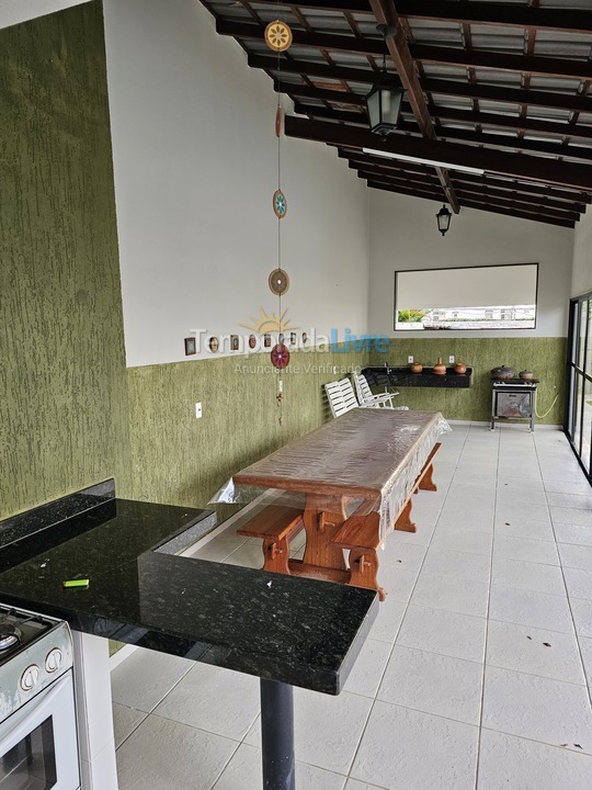 Casa para aluguel de temporada em Guarapari (Praia das Castanheiras)