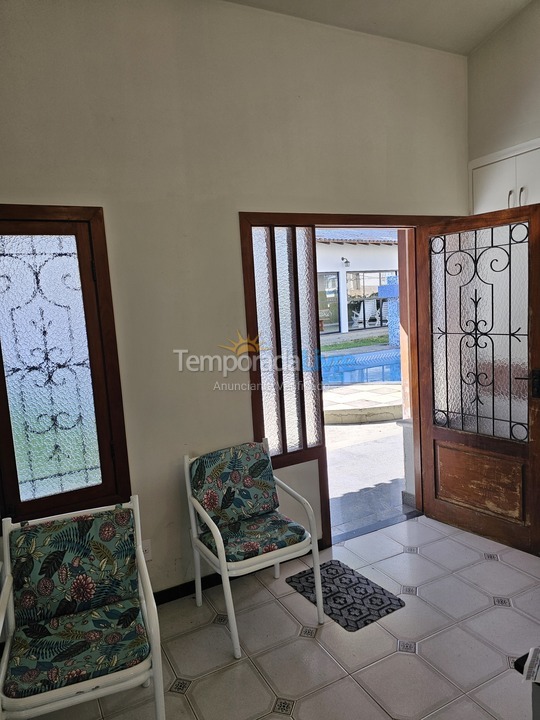 Casa para aluguel de temporada em Guarapari (Praia das Castanheiras)