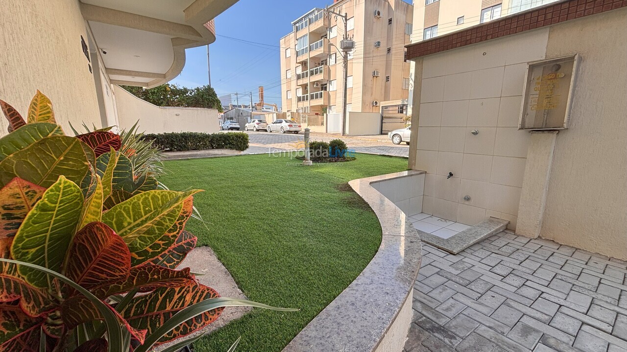 Apartment for vacation rental in Bombinhas (Praia de Bombas)