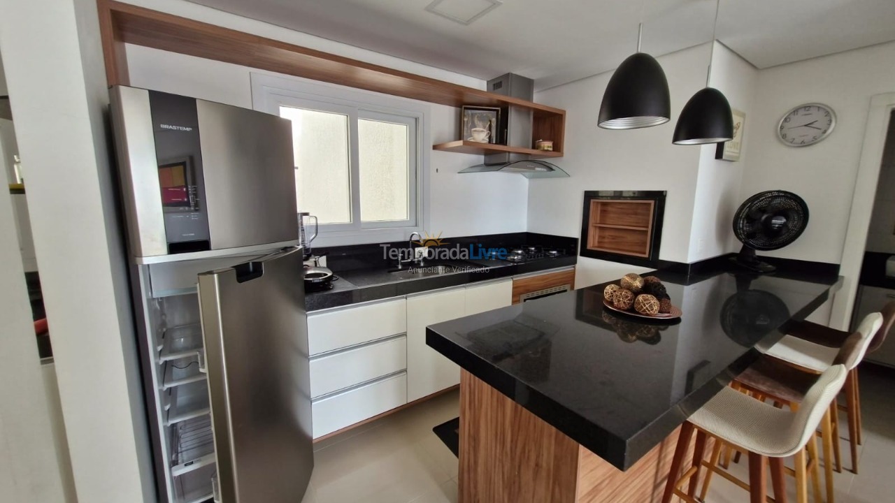 Apartamento para aluguel de temporada em Capão da Canoa (Navegantes)