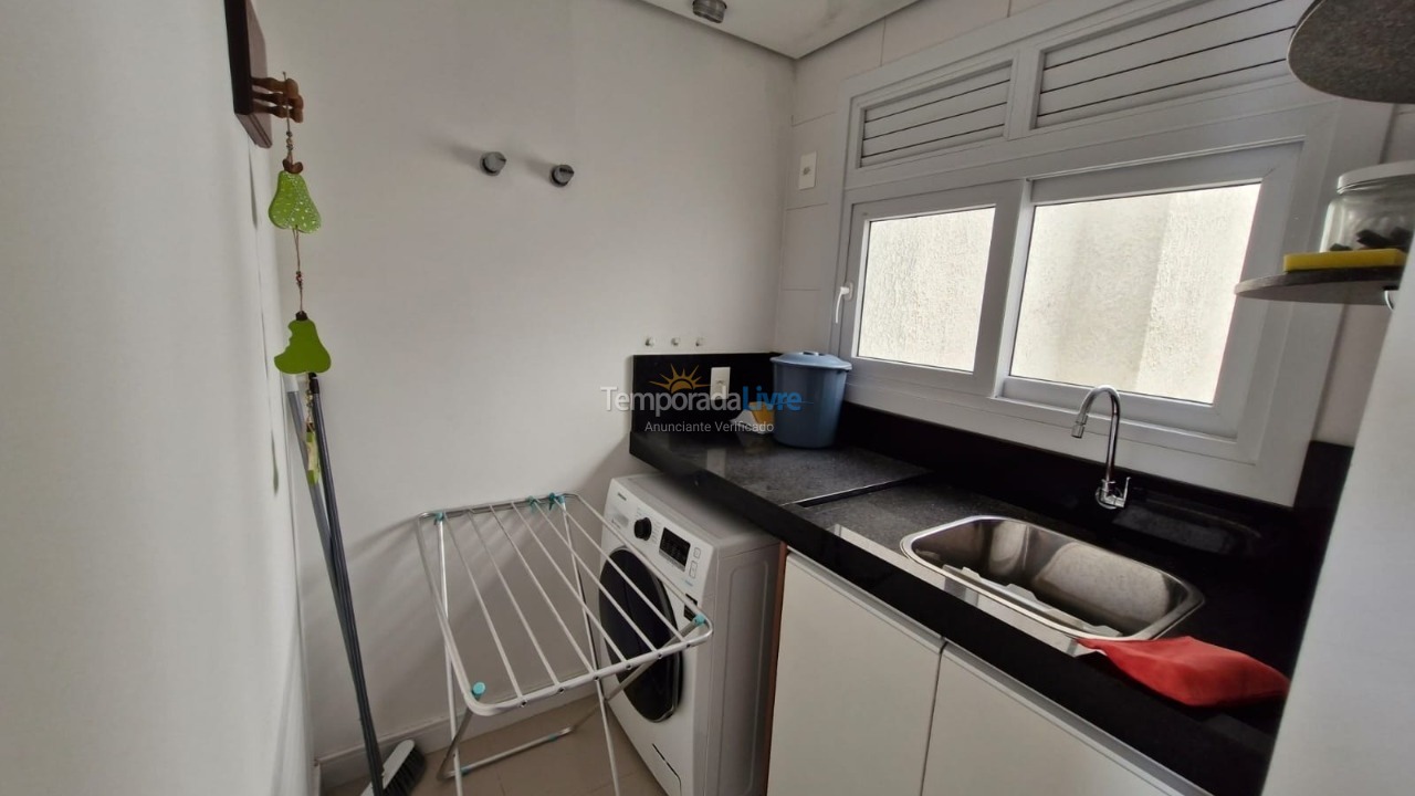 Apartamento para aluguel de temporada em Capão da Canoa (Navegantes)