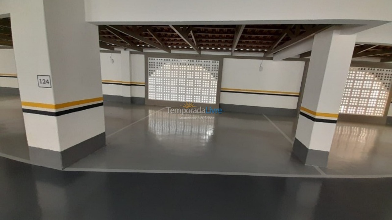 Apartamento para aluguel de temporada em Itapema (Meia Praia)