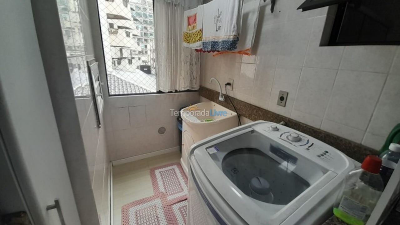 Apartamento para aluguel de temporada em Itapema (Meia Praia)