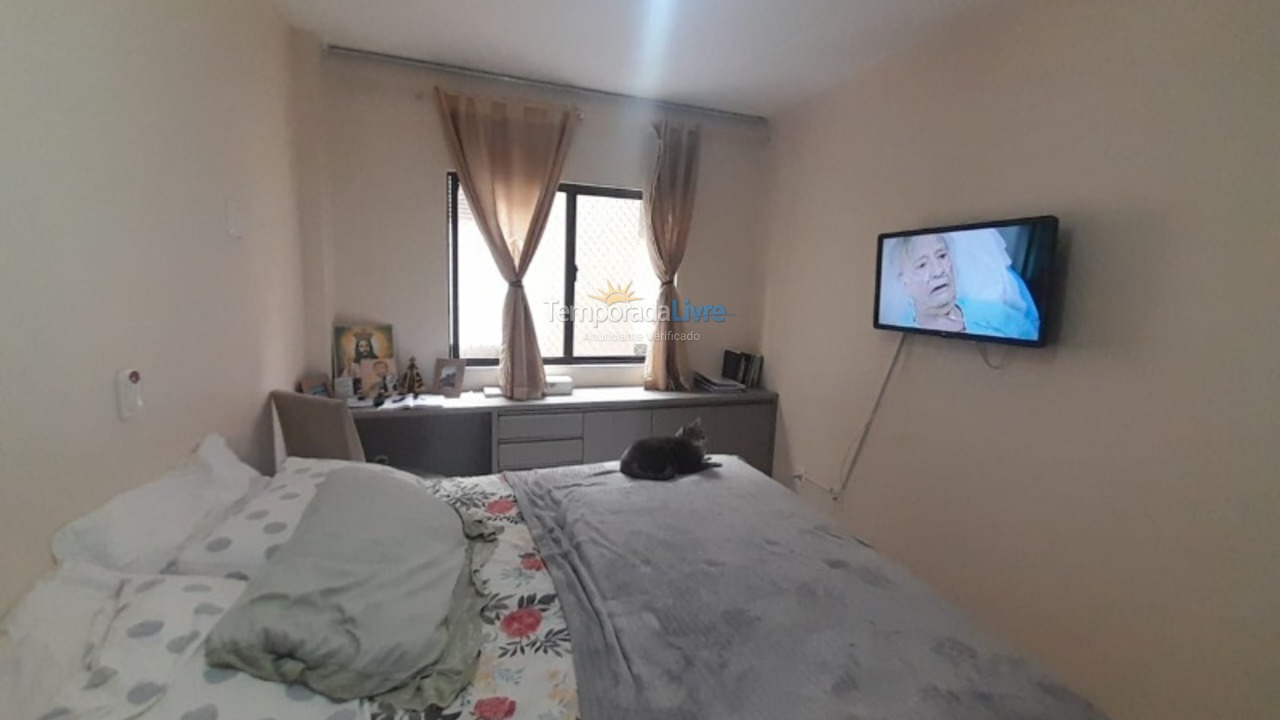 Apartamento para aluguel de temporada em Itapema (Meia Praia)