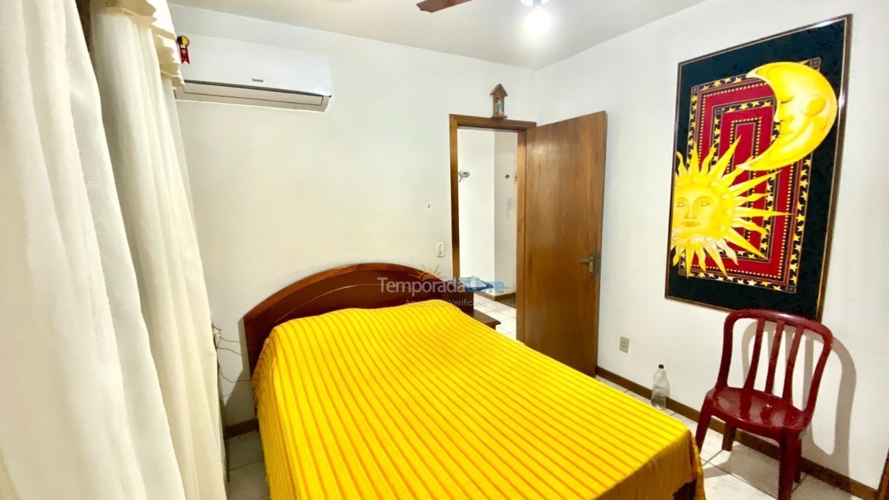 Apartamento para aluguel de temporada em Capão da Canoa (Centro)