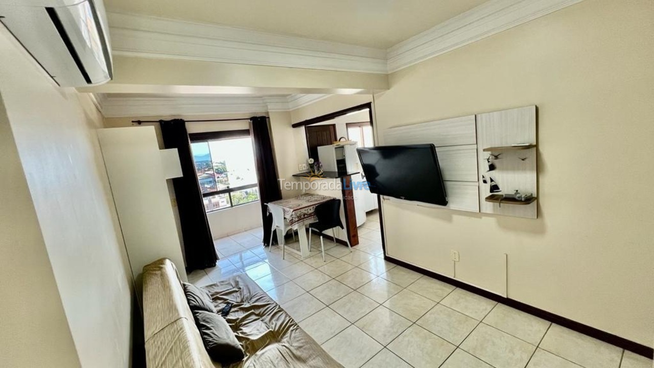 Apartamento para aluguel de temporada em Capão da Canoa (Centro)