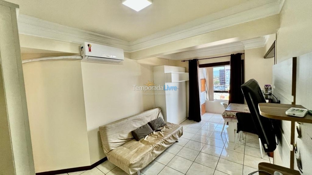 Apartamento para aluguel de temporada em Capão da Canoa (Centro)