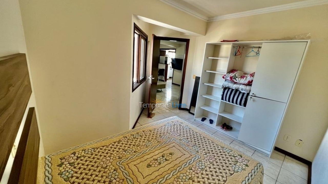 Apartamento para aluguel de temporada em Capão da Canoa (Centro)