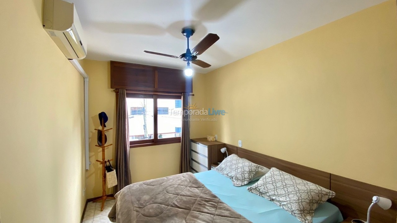 Apartamento para aluguel de temporada em Capão da Canoa (Centro)