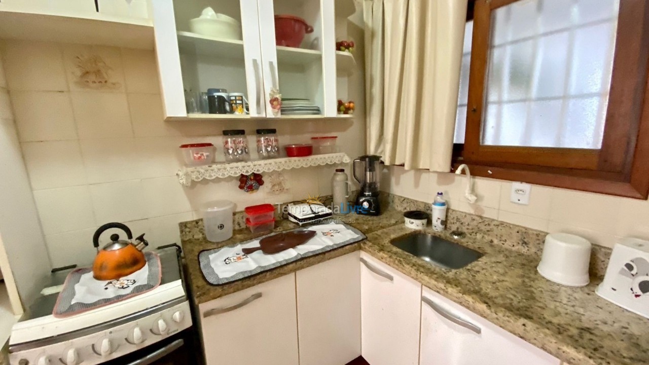 Apartamento para aluguel de temporada em Capão da Canoa (Centro)