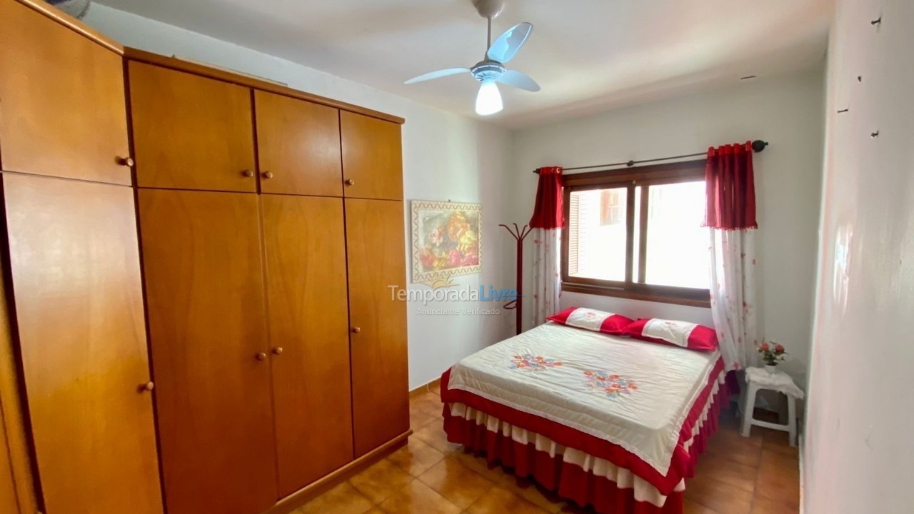 Apartamento para aluguel de temporada em Capão da Canoa (Centro)