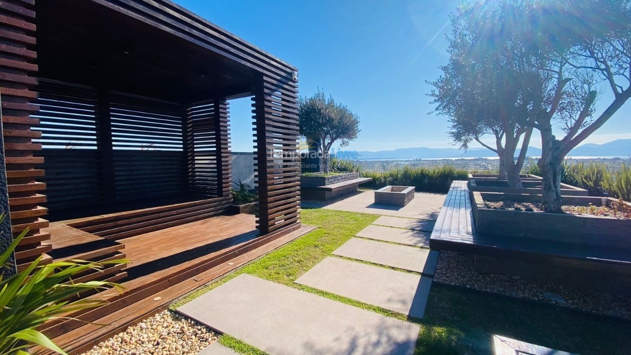 Apartamento para aluguel de temporada em Capão da Canoa (Navegantes)