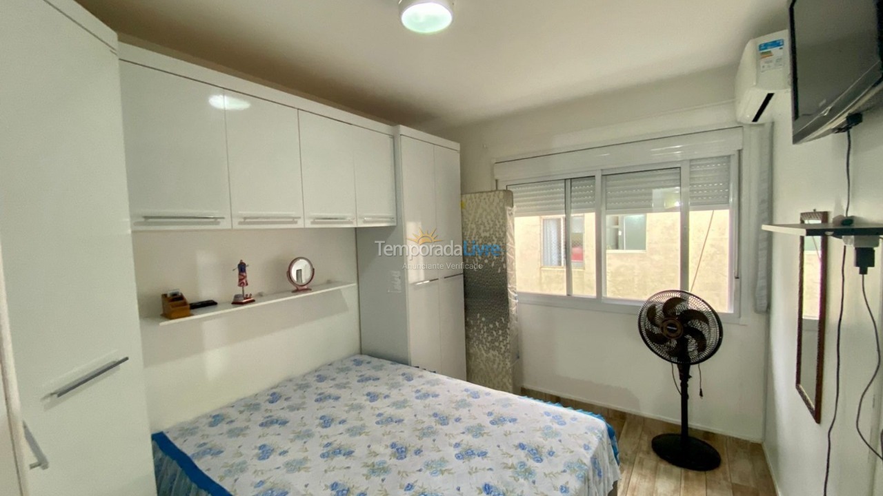 Apartamento para aluguel de temporada em Capão da Canoa (Centro)