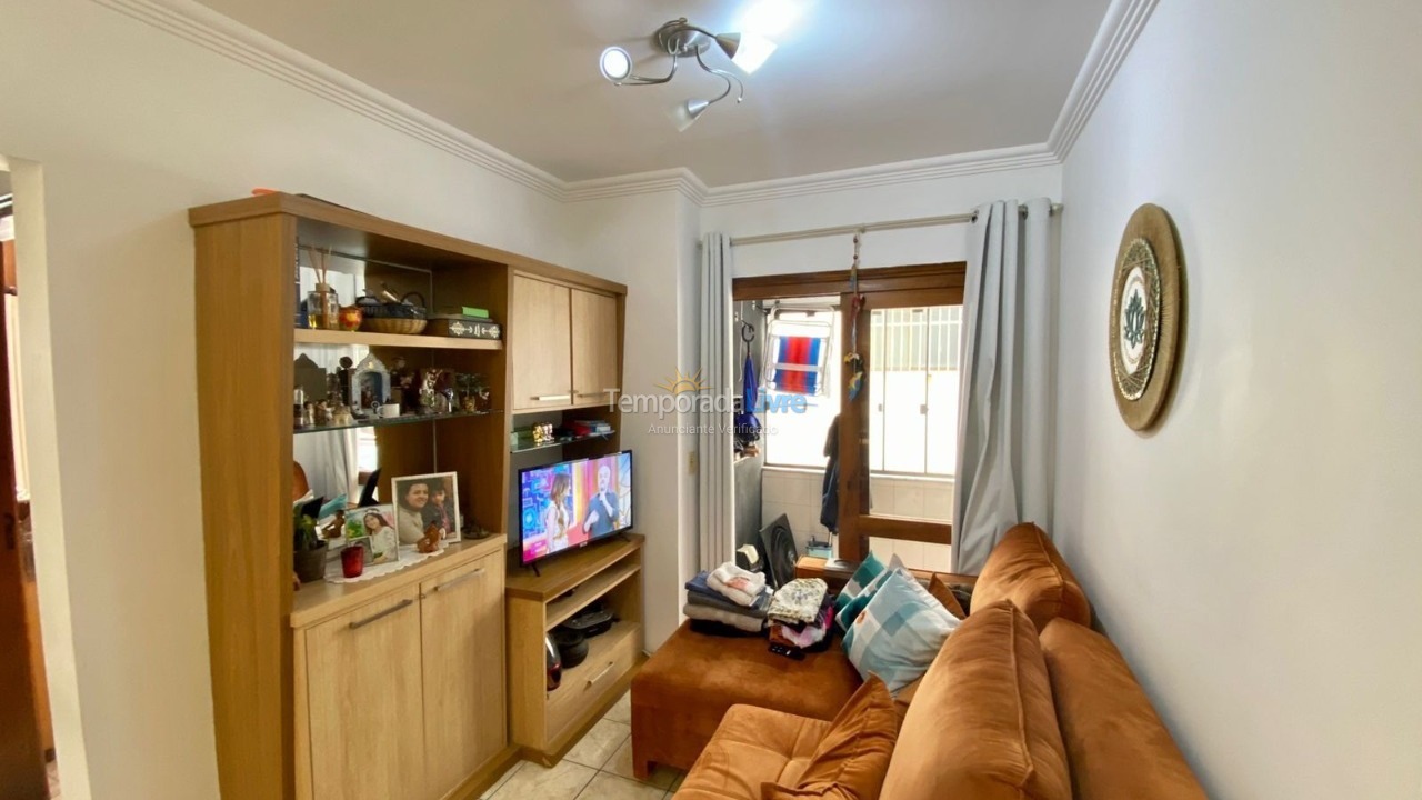 Apartamento para aluguel de temporada em Capão da Canoa (Centro)