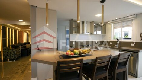 Lindo Apartamento 04 dormitórios Beira Mar em Bombas