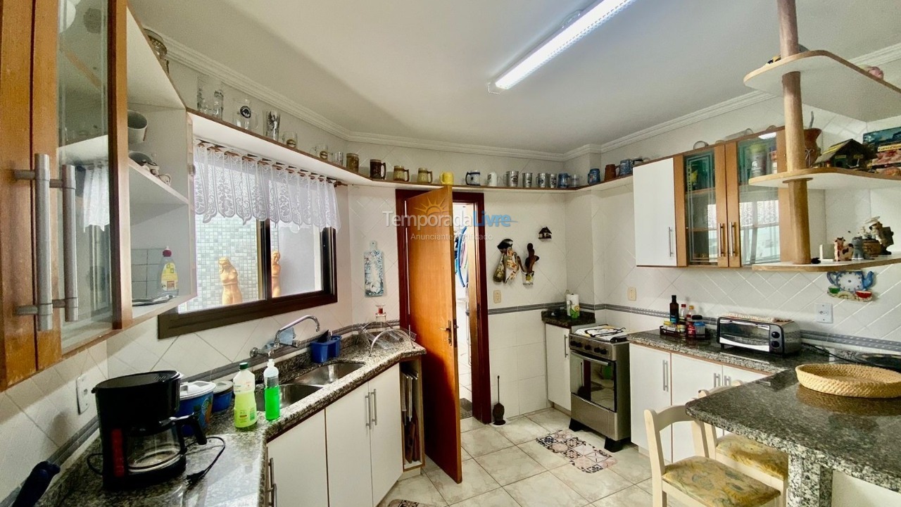 Apartamento para aluguel de temporada em Capão da Canoa (Navegantes)