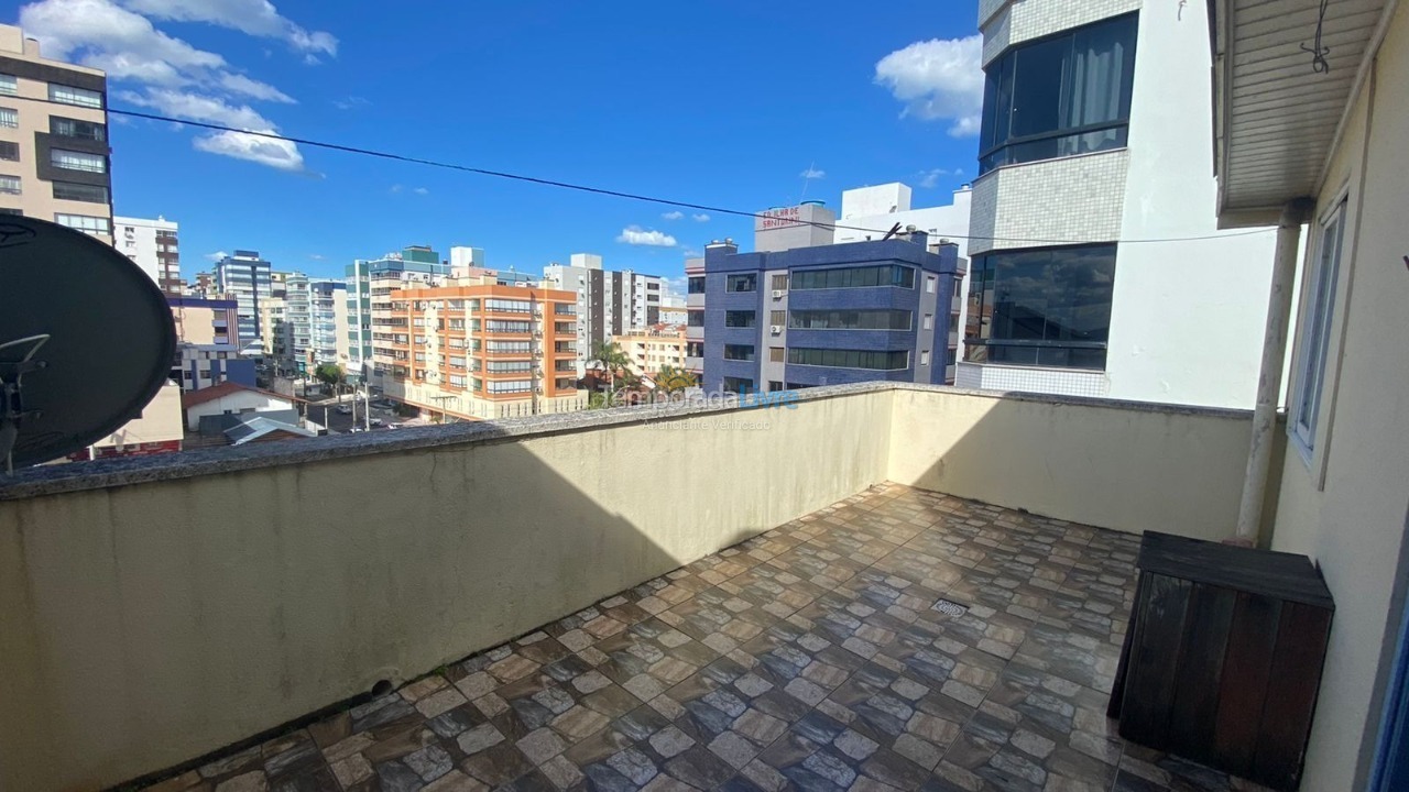 Apartamento para aluguel de temporada em Capão da Canoa (Centro)