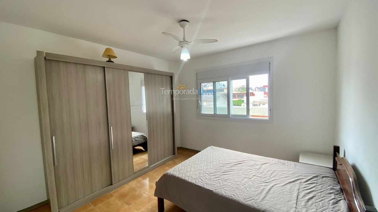 Apartamento para aluguel de temporada em Capão da Canoa (Centro)