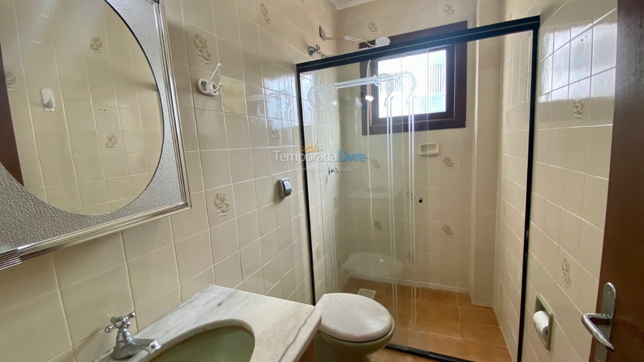 Apartamento para aluguel de temporada em Capão da Canoa (Centro)