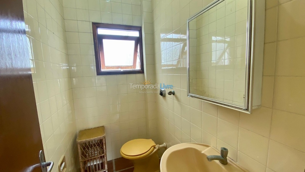 Apartamento para aluguel de temporada em Capão da Canoa (Centro)