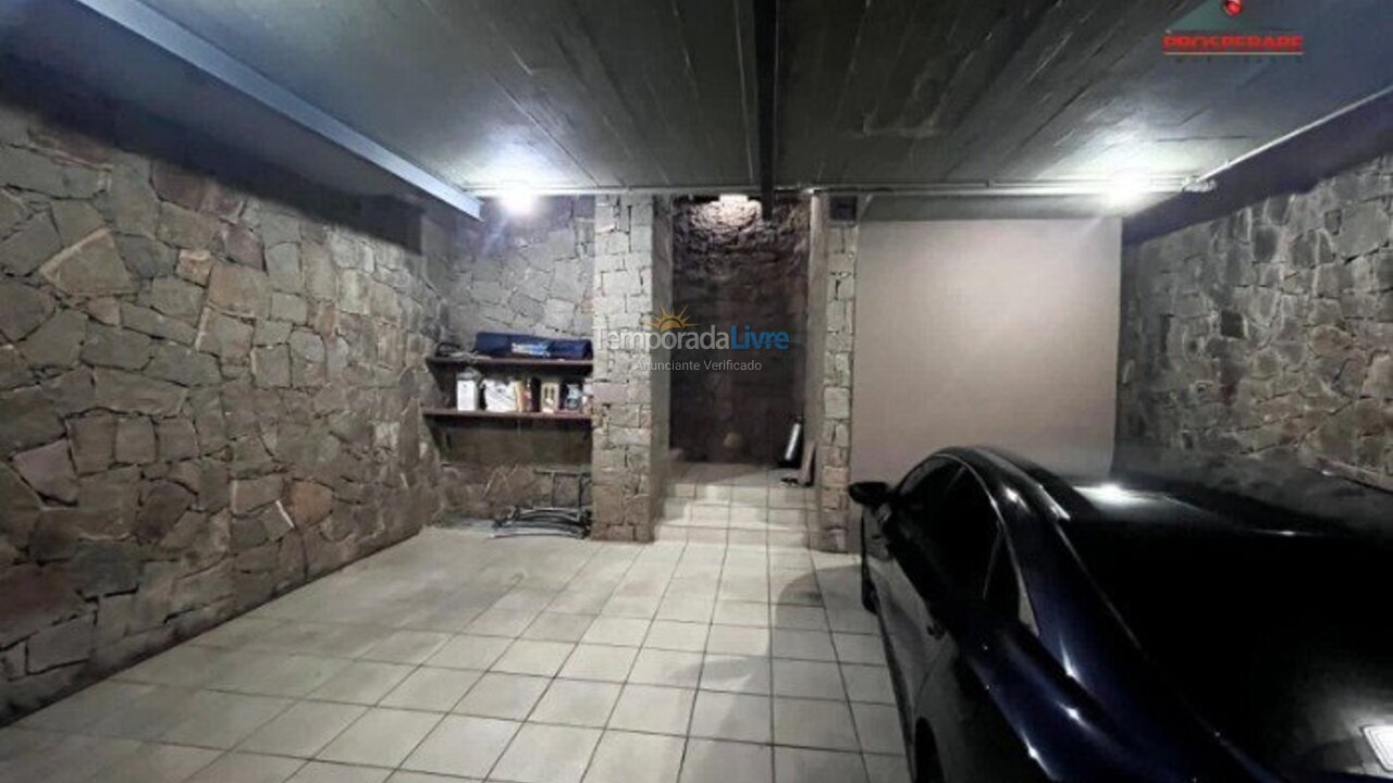 Casa para aluguel de temporada em Florianopolis (Canasvieiras)