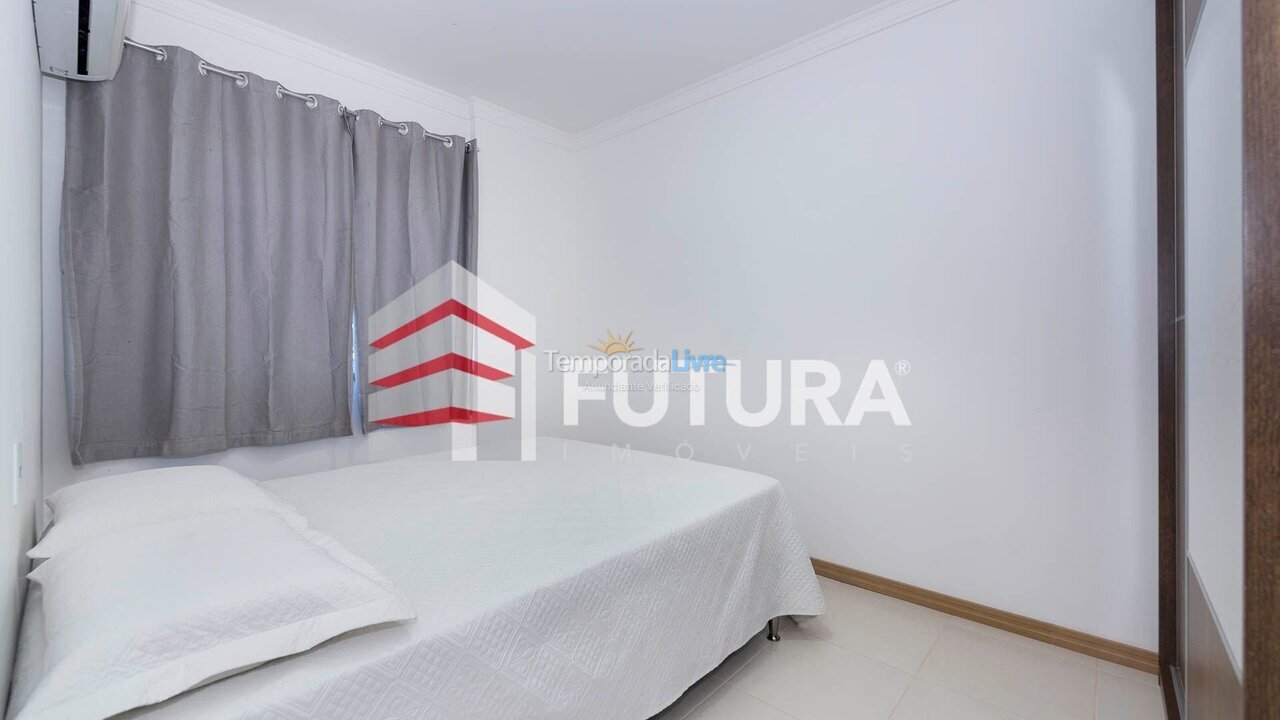 Apartment for vacation rental in Bombinhas (Praia de Bombas)