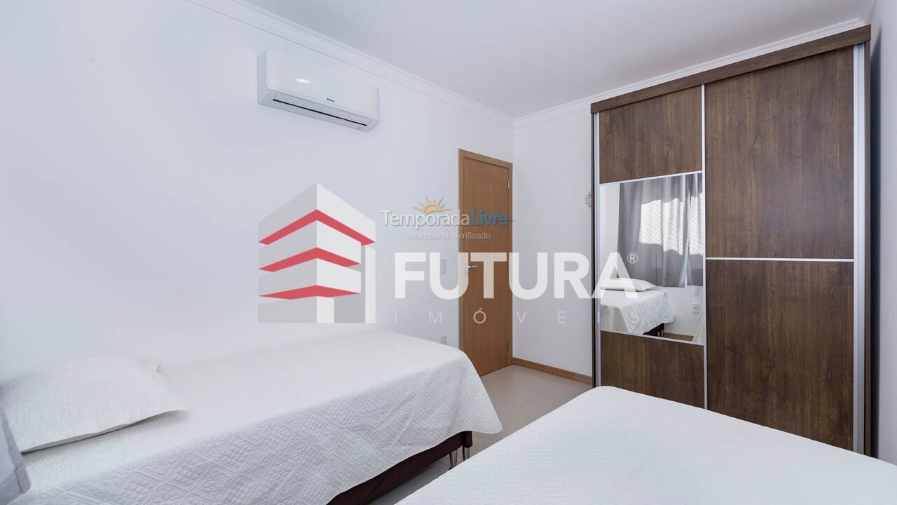 Apartment for vacation rental in Bombinhas (Praia de Bombas)