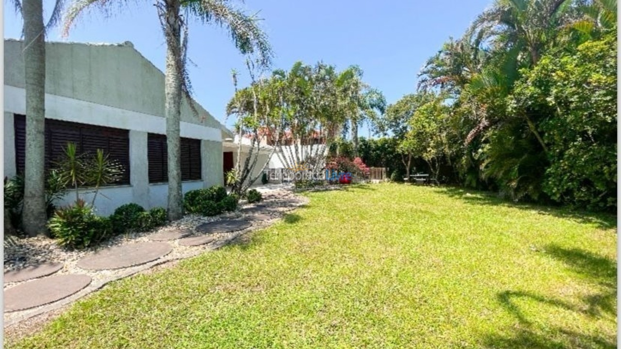 Casa para aluguel de temporada em Xangri Lá (Xangrila Bairo Centro)