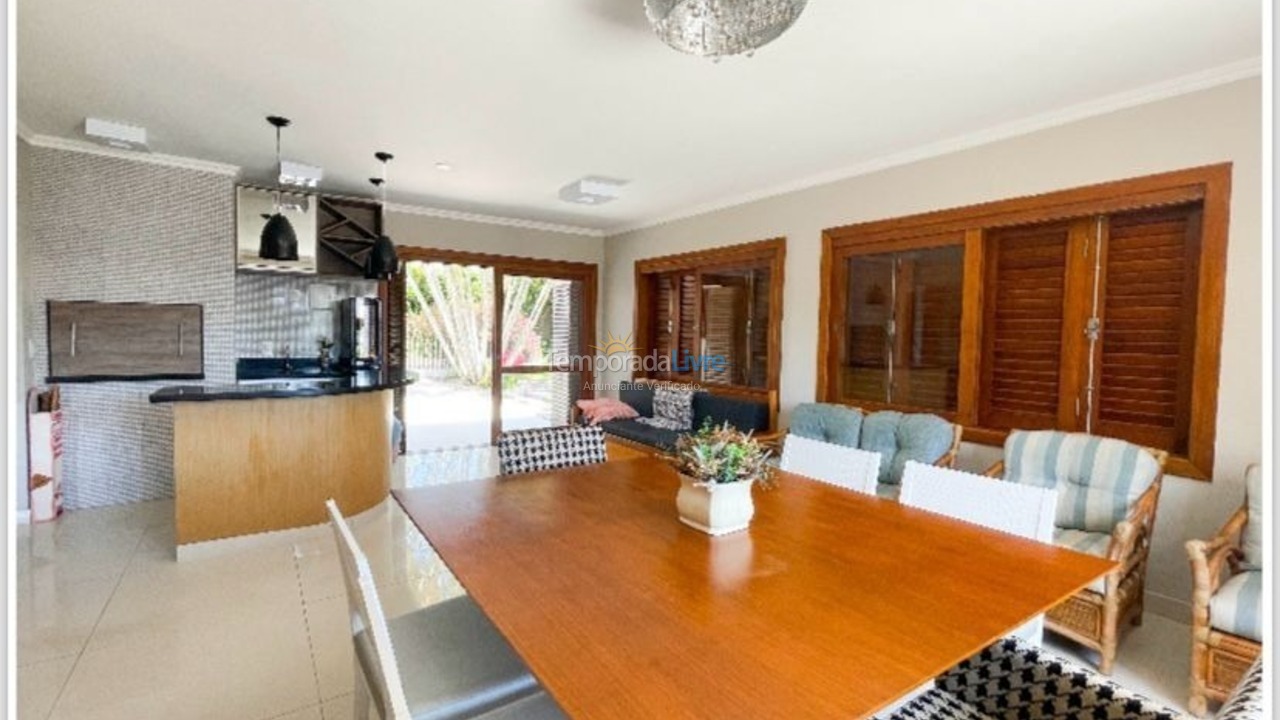 Casa para aluguel de temporada em Xangri Lá (Xangrila Bairo Centro)