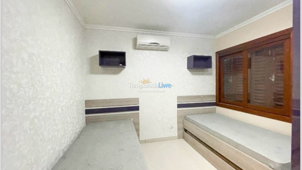 Casa para aluguel de temporada em Xangri Lá (Xangrila Bairo Centro)