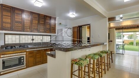 CASA PARA 14 PESSOAS